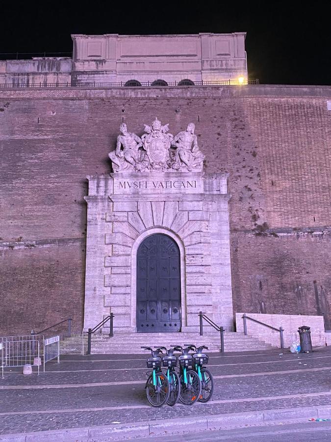 La Petite Sissi Vaticano Roma Apartment ภายนอก รูปภาพ