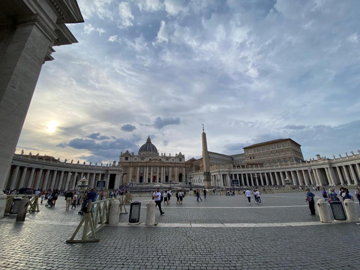 La Petite Sissi Vaticano Roma Apartment ภายนอก รูปภาพ