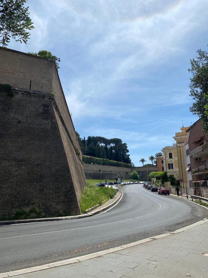 La Petite Sissi Vaticano Roma Apartment ภายนอก รูปภาพ